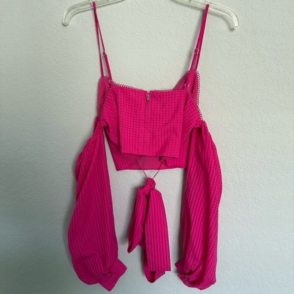 REVOLVE NBD Pink Off Shoulder Crop Top Size M Party Night Out Date Baddie Trendy - Picture 4 of 9